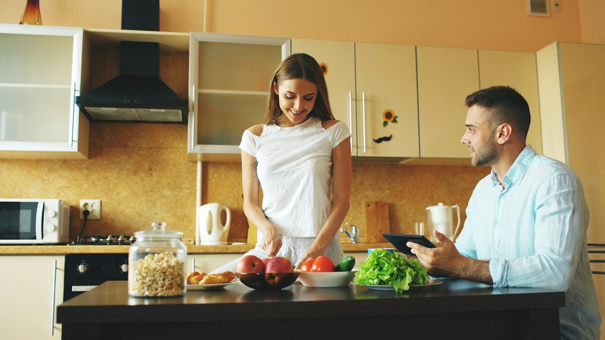 Balanced meal planning with herbs